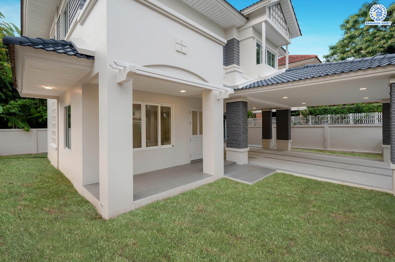 บ้านมือสองตกแต่งใหม่ โครงการ เพอร์เฟคเพลส รัตนาธิเบศร์-ไทรม้า รองรับความสุข บนเนื้อที่ 64.5 ตร.ว. พื้นที่ใช้สอย 190.43 ตร.ม. ฟังก์ชัน 3 ห้องนอน 3 ห้องน้ำ จอดรถได้ 2 คัน ทำเลเชื่อมต่อได้หลายเส้นทาง ติดถนนรัตนาธิเบศร์ และรถไฟฟ้าสายสีม่วง "สถานีบางรักน้อยท่าอิฐ"